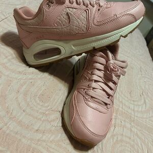 Nike Women's Air Max Blush Sneakers